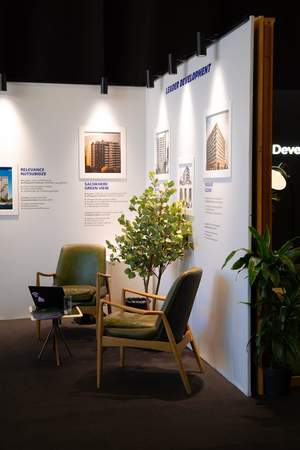 Leader Development სტენდი კუთხე 2